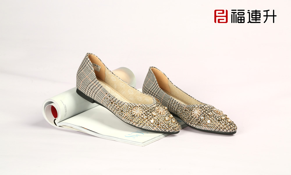 福連升民國風格子布單鞋女鑲鉆淺口尖頭鞋平底瓢鞋圖片