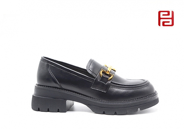 春季新款英倫金屬環扣復古樂福鞋中跟厚底女鞋