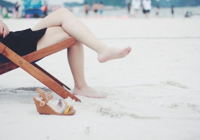 涼鞋磨腳怎么辦 數字渤大